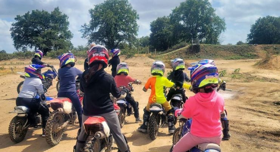 MOTO QUAD ET FUTUROSCOPE