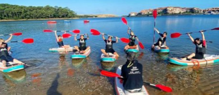 kayak surf