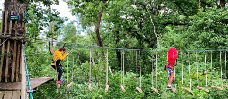 TOUS EN SCENE (Printemps)