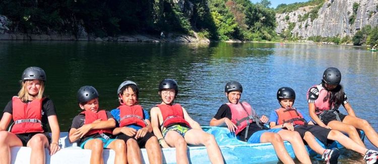 Supernova colonie de vacances descente de l'ardèche en kayak