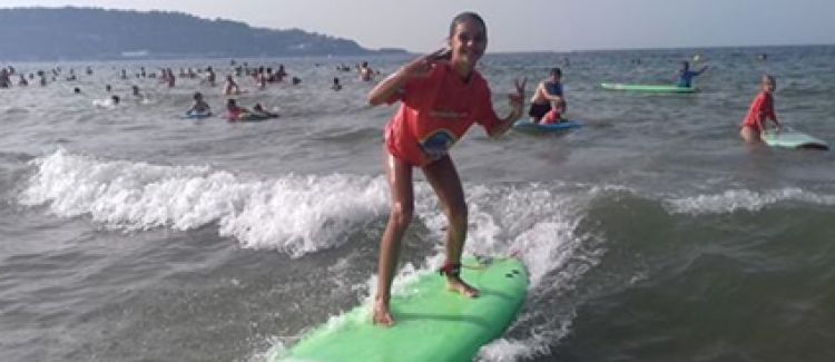 camp de vacances surf