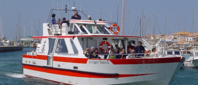 colonie de vacances bateau