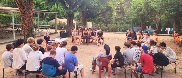 Supernova camp de vacances ado tyrolienne en ardèche