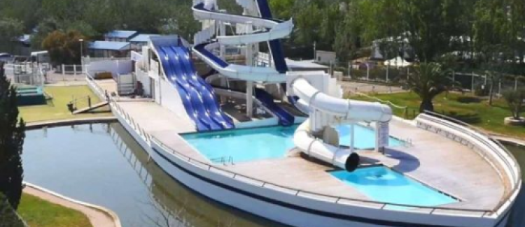 Mer, plage...et toboggans